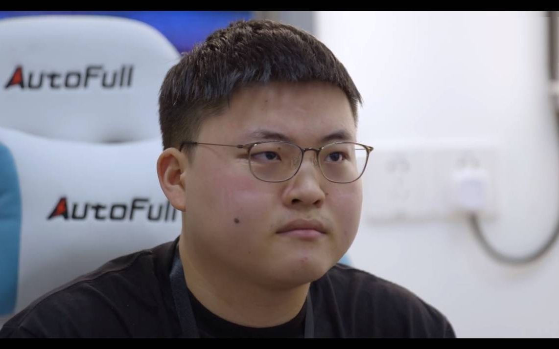 包含电竞选手退役转型：55开卖烧烤，PDD做青训的词条